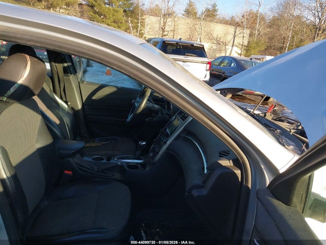 2014 CHEVROLET MALIBU 1G11E5SL8EU125105 Photo 4