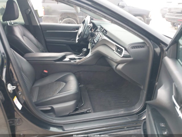 4T1B11HK2JU038935 Toyota CAMRY SE