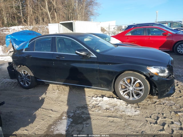 Продаж на аукціоні авто 2015 Mercedes-benz C 300 4matic, vin: 55SWF4KB9FU039855, номер лоту: 44099861