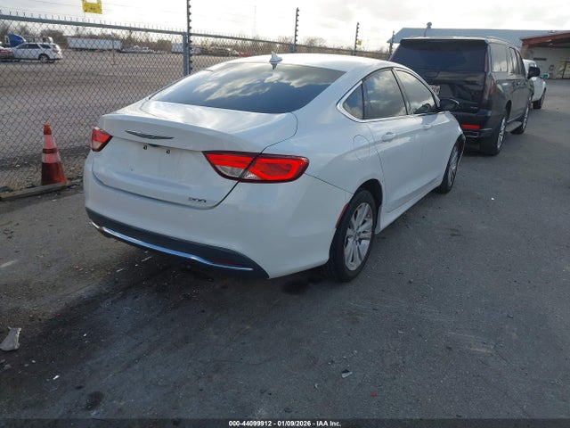 Chrysler 200 Limited Platinum 2016 1C3CCCAB2GN189516 Image 4
