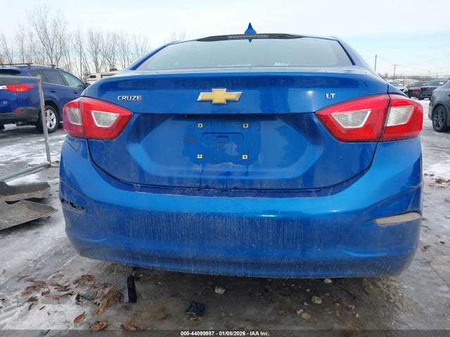 1G1BE5SMXJ7220660 Chevrolet Cruze Lt Auto