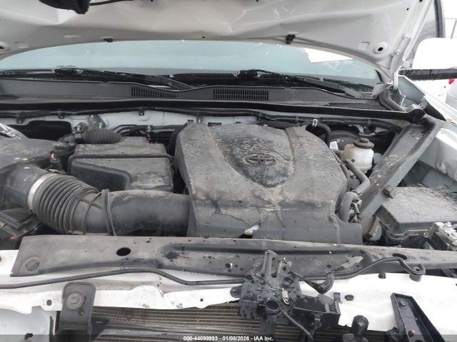 3TMCZ5AN8NM526455 Toyota Tacoma Trd Sport