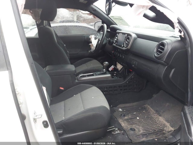3TMCZ5AN8NM526455 Toyota Tacoma Trd Sport