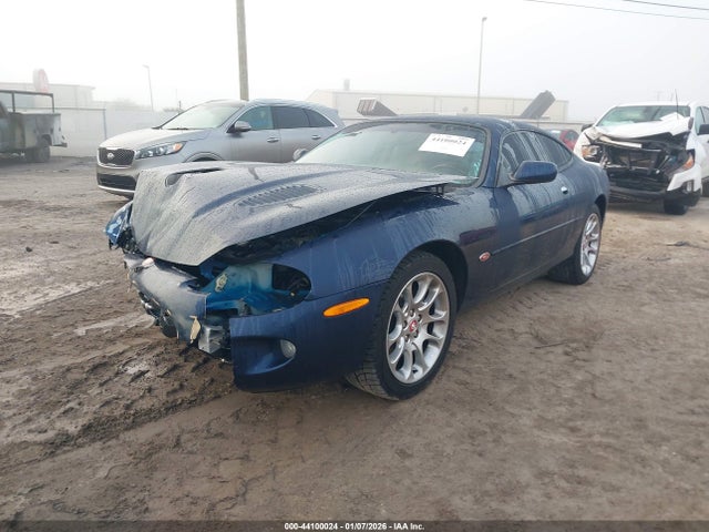 2000 JAGUAR XK8 SAJJA41B0YPA08082 Photo 1
