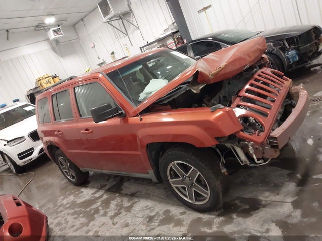 44100026 :رقم المزاد ، 1J4NT2GB9AD514630 vin ، 2010 Jeep Patriot Sport مزاد بيع