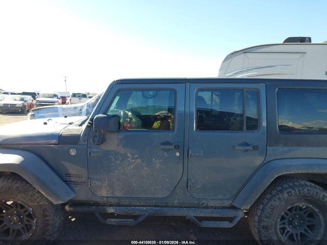 1C4BJWDGXEL247662 Jeep WRANGLER UNLIMITED