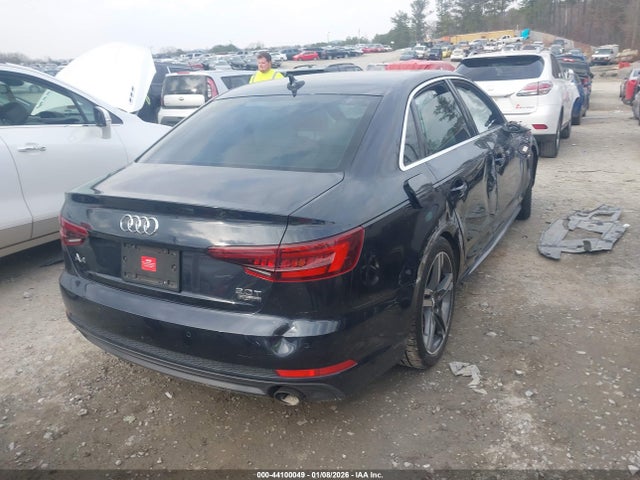 2018 AUDI A4 WAUENAF46JN013666 Photo 3