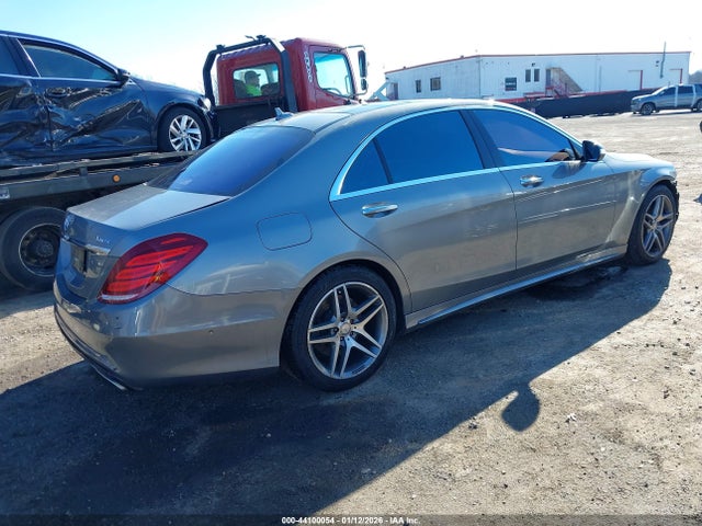 2015 MERCEDES-BENZ S 550 WDDUG8FB1FA181008 Photo 3