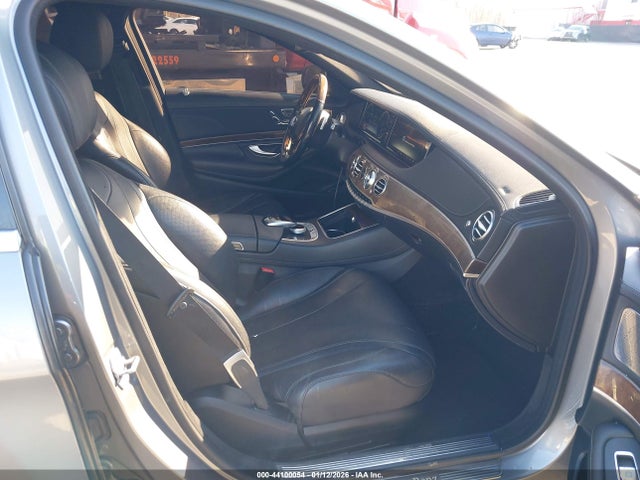 2015 MERCEDES-BENZ S 550 WDDUG8FB1FA181008 Photo 4