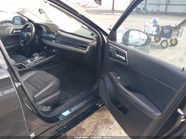 2022 MITSUBISHI OUTLANDER JA4J3UA88NZ014068 Photo 4