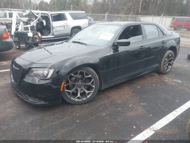 Chrysler 300 300s 2015 2C3CCABT7FH743362 Image 2