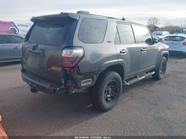 2023 TOYOTA 4RUNNER JTENU5JR3P6182025 Photo 3