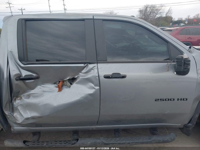 1GC4KNEY8TF145098 Chevrolet SILVERADO 2500HD