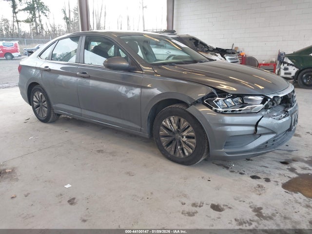 3VWN57BUXKM049669 Volkswagen Jetta 1.4t S