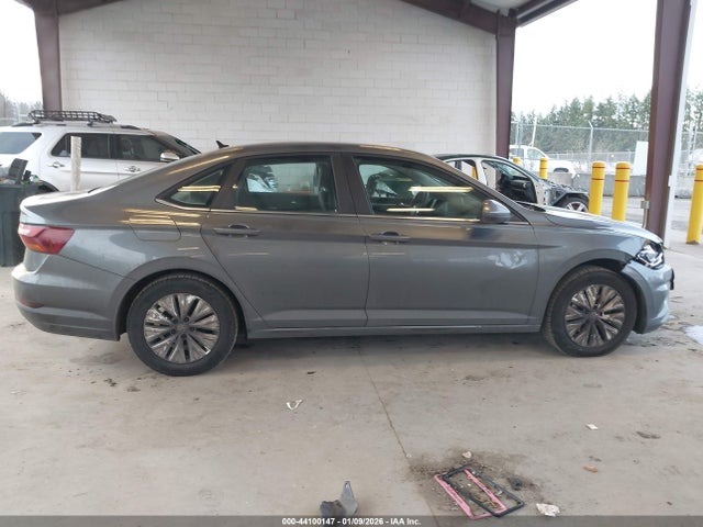 3VWN57BUXKM049669 Volkswagen Jetta 1.4t S