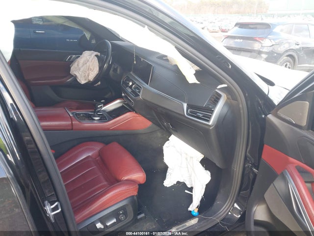 2021 BMW X6 5UXCY6C06M9F42453 Photo 4