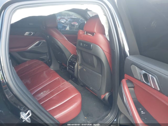 2021 BMW X6 5UXCY6C06M9F42453 Photo 7