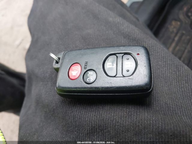 2014 TOYOTA PRIUS JTDKN3DU9E1836979 Photo 10