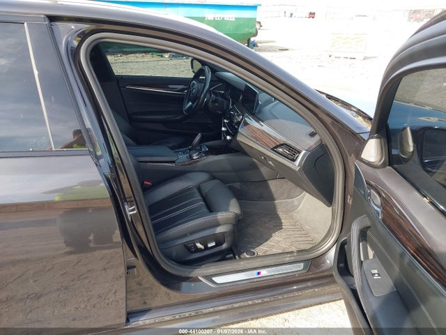 2017 BMW 540I WBAJE5C37HG917462 Photo 4