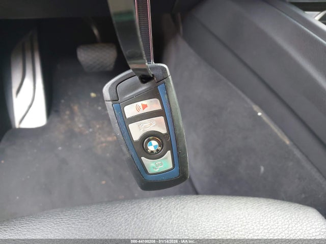 2016 BMW 340I WBA8B3C59GK383230 Photo 10