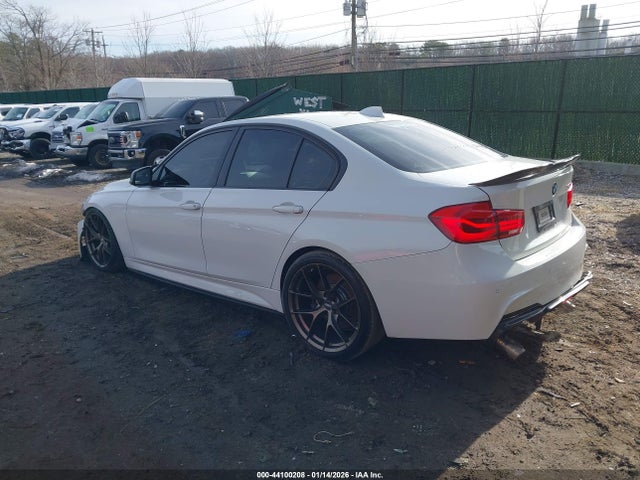 2016 BMW 340I WBA8B3C59GK383230 Photo 2
