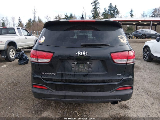 5XYPGDA55GG162061 KIA Sorento 3.3l Lx
