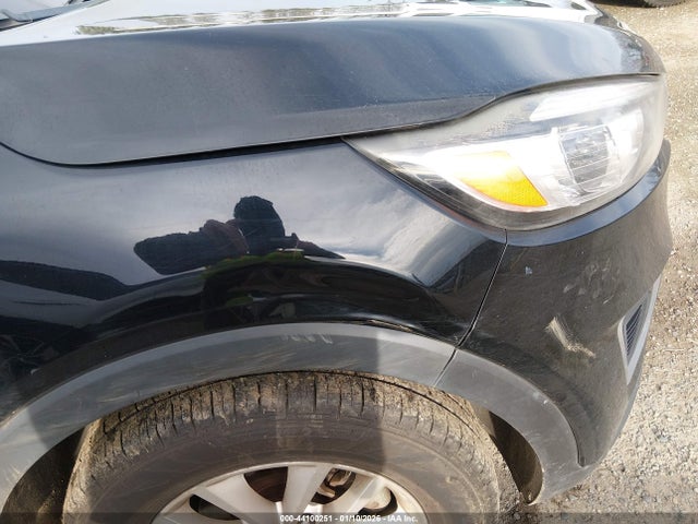 5XYPGDA55GG162061 KIA Sorento 3.3l Lx