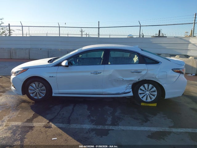 KMHE24L18HA048598 Hyundai Sonata Hybrid Se