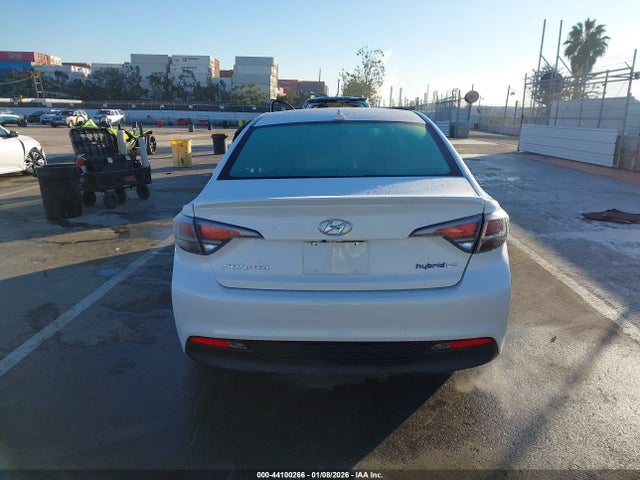 KMHE24L18HA048598 Hyundai Sonata Hybrid Se