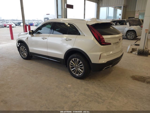2025 CADILLAC XT4 1GYFZCR41SF126871 Photo 2