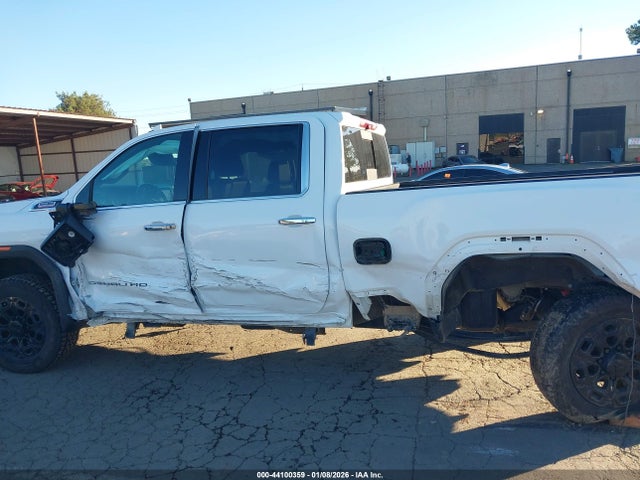 1GT49WEY5NF241355 GMC Sierra 3500hd 4wd Standard Bed Denali