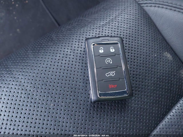 Продажа на аукционе авто 2025 Jeep Wagoneer L Series Ii 4x4, vin: 1C4SJSBP1SS511056, номер лота: 44100414