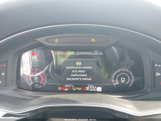 2025 AUDI RS Q8 WU1ARBF17SD035493 Photo 6