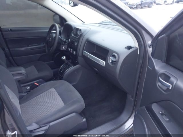2017 JEEP COMPASS 1C4NJDBBXHD100054 Photo 4