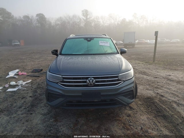 Продажа на аукционе авто 2022 Volkswagen Tiguan 2.0t Se, vin: 3VV2B7AX3NM030560, номер лота: 44100443