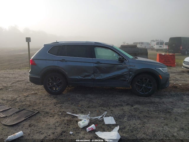 Продажа на аукционе авто 2022 Volkswagen Tiguan 2.0t Se, vin: 3VV2B7AX3NM030560, номер лота: 44100443