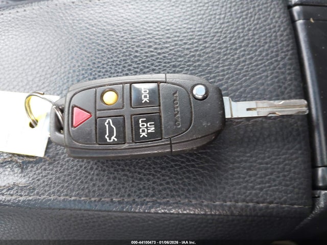 2013 VOLVO XC90 YV4952CF9D1632562 Photo 10