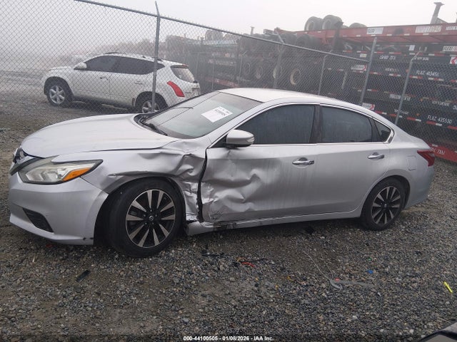 1N4AL3AP5JC205165 Nissan Altima 2.5 Sl