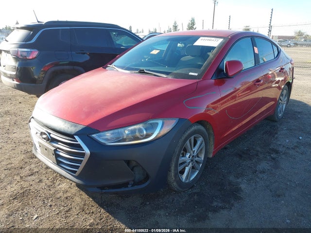 5NPD84LF7JH242225 Hyundai ELANTRA SEL