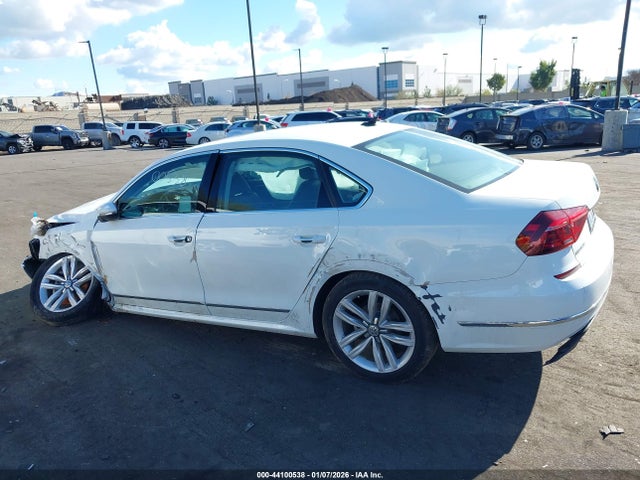 1VWGT7A34HC027765 Volkswagen Passat 1.8t Se