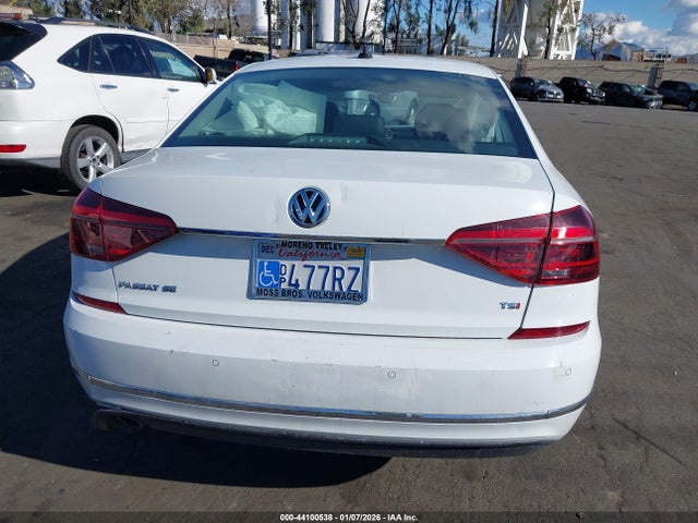 1VWGT7A34HC027765 Volkswagen Passat 1.8t Se