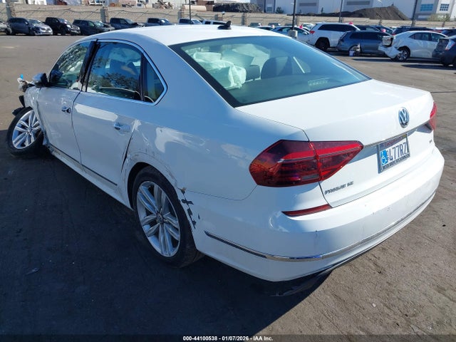 1VWGT7A34HC027765 Volkswagen Passat 1.8t Se