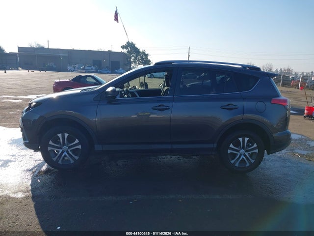 Toyota RAV4 LE 2017 JTMZFREV9HJ136695 Image 15