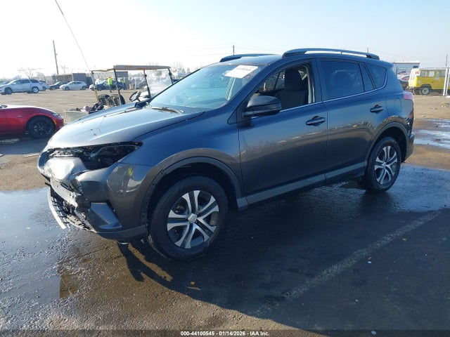 Toyota RAV4 LE 2017 JTMZFREV9HJ136695 Image 2
