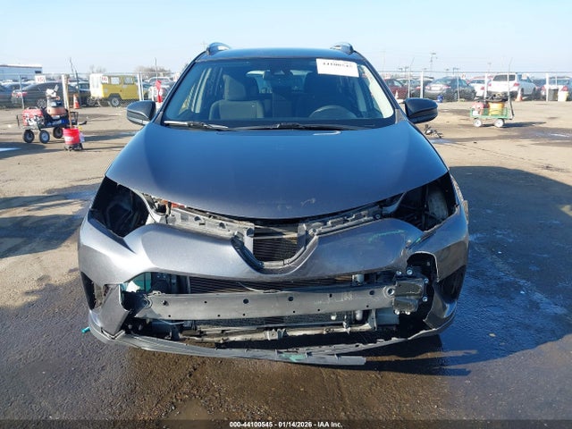 Toyota RAV4 LE 2017 JTMZFREV9HJ136695 Image 6