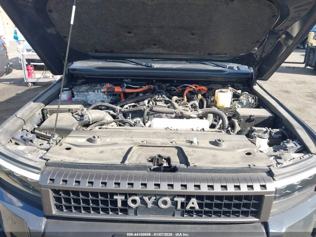 JTEABFAJXSK037228 Toyota Land Cruiser