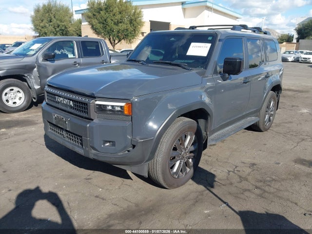 JTEABFAJXSK037228 Toyota Land Cruiser