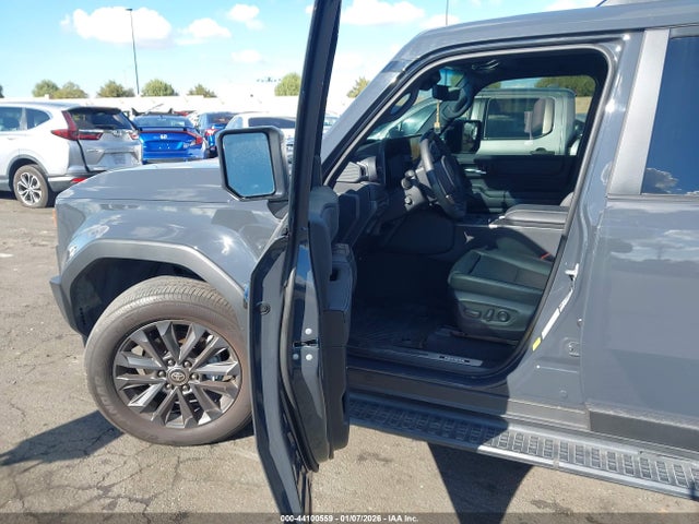 JTEABFAJXSK037228 Toyota Land Cruiser