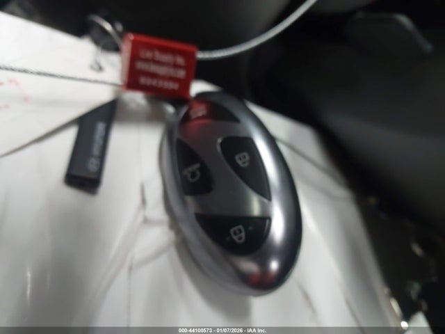Продажа на аукционе авто 2025 Hyundai Elantra Sel Sport, vin: KMHLM4DG0SU008557, номер лота: 44100573