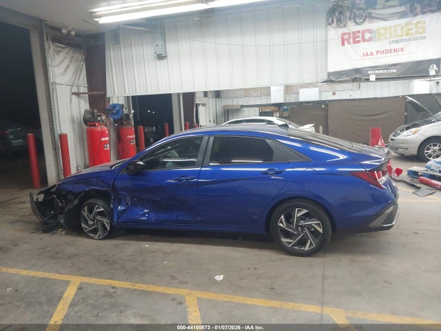 Продажа на аукционе авто 2025 Hyundai Elantra Sel Sport, vin: KMHLM4DG0SU008557, номер лота: 44100573